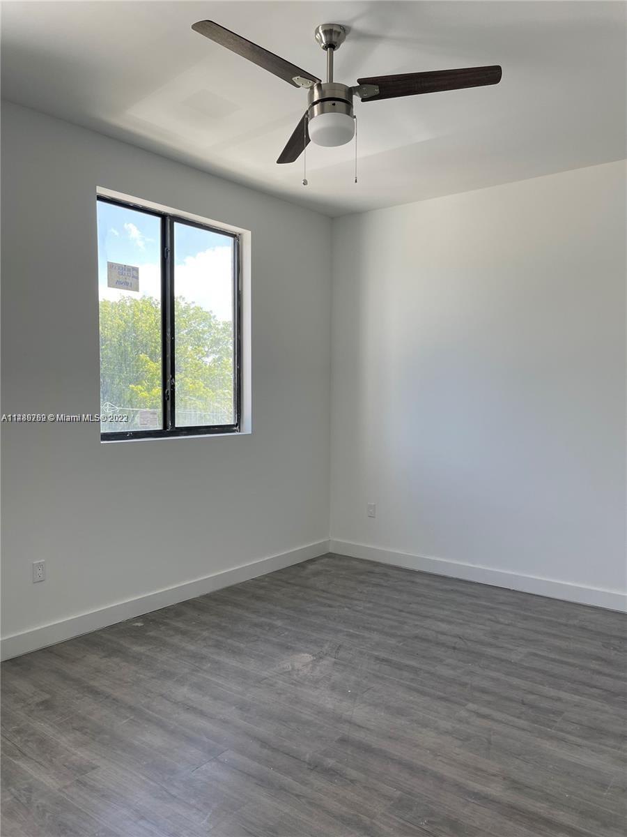 932 Southwest 10th Street – photo 4