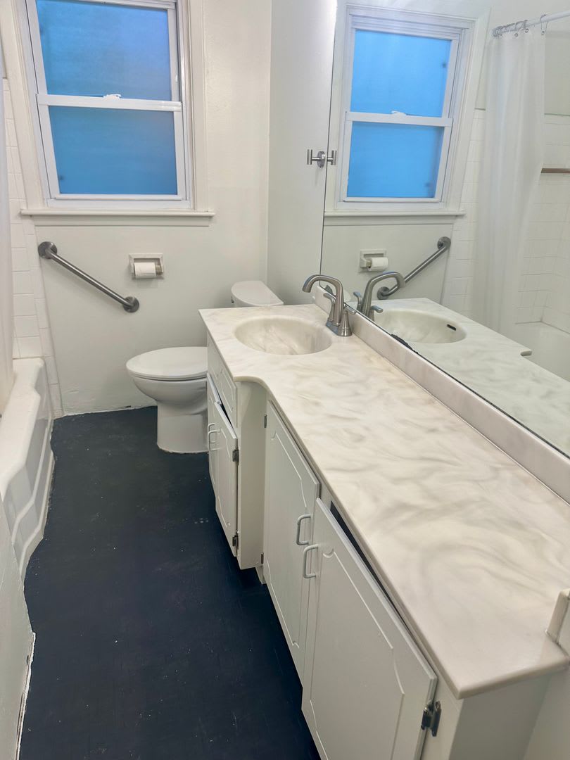 Updated Charming 3 Bed 1 Bath – photo 4