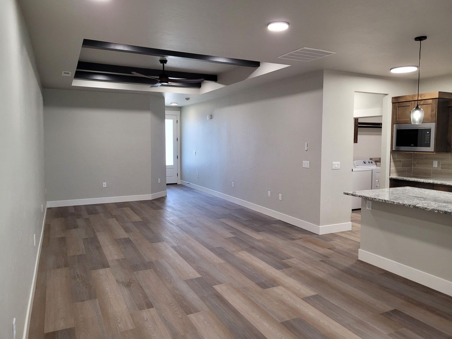 Stunning Townhome In Meridian! – photo 2