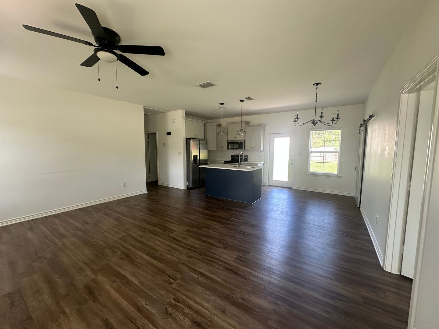 205 Gordon St. – photo 3