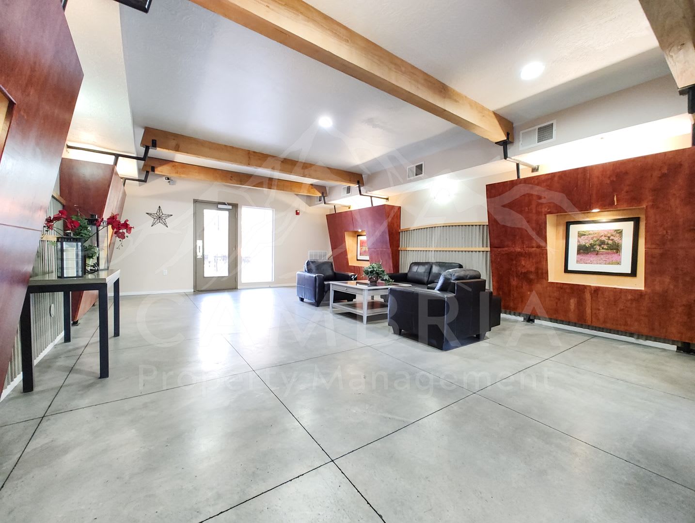 Beautifully Furnished 2 Bedroom Condo in Millcreek – photo 3
