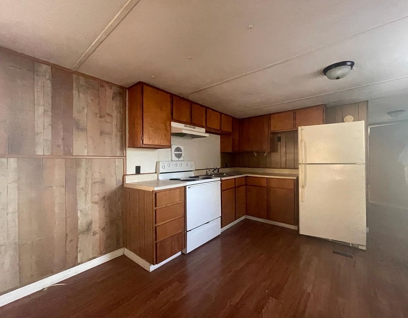 2 Bed 1.5 Bath – photo 2