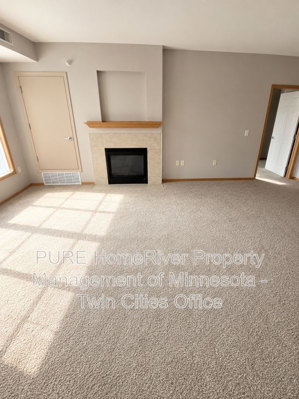 1800 Graham Ave – photo 2
