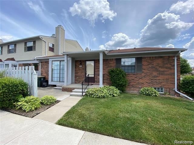 2101 VINE Way – photo 1