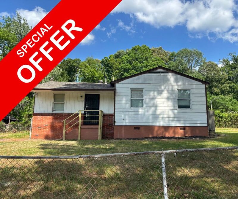 4496 Range Line Rd – photo 1