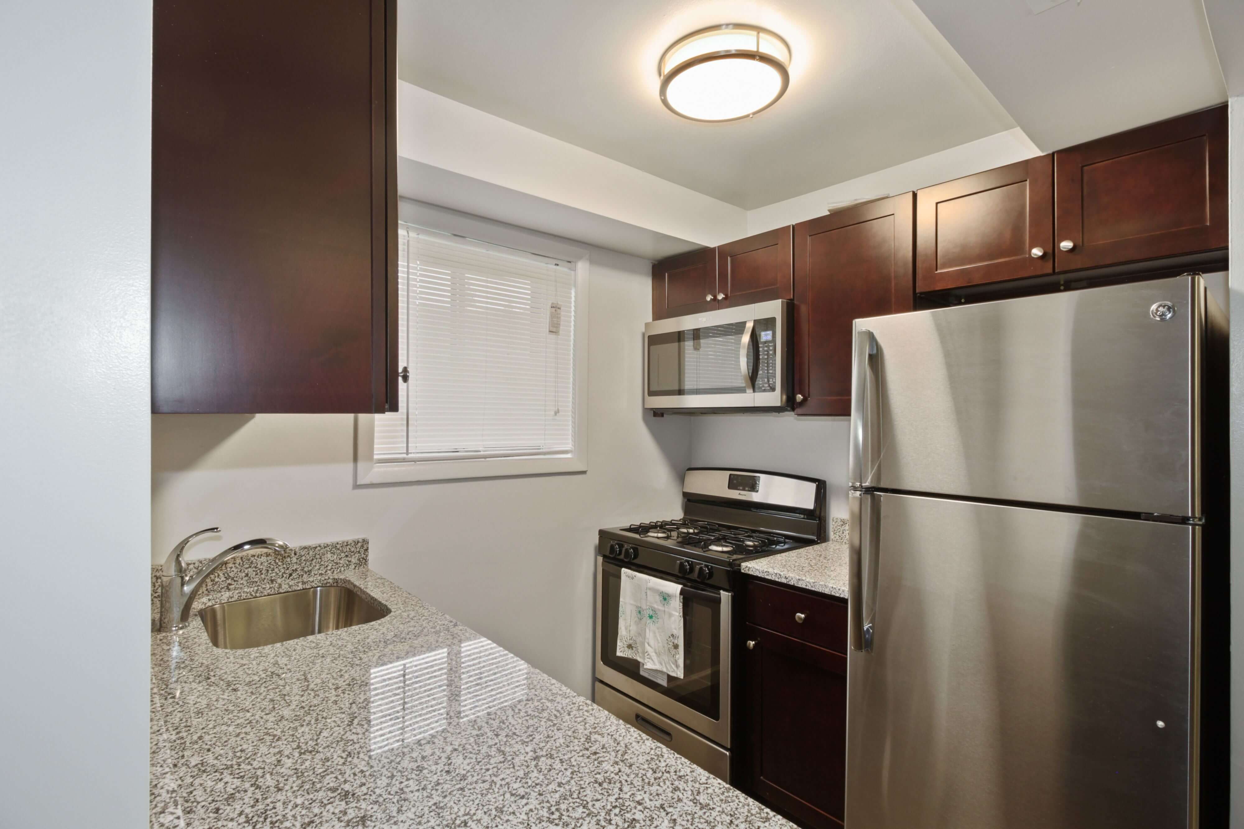 Rock Glen Apartments – photo 2