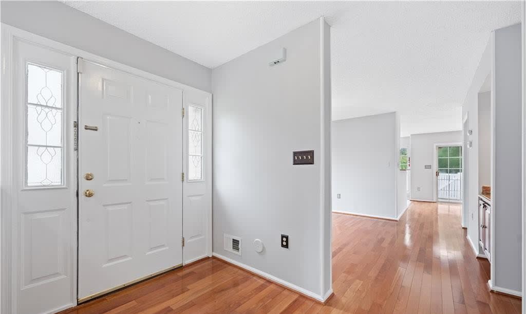 32 Cabot Way – photo 2