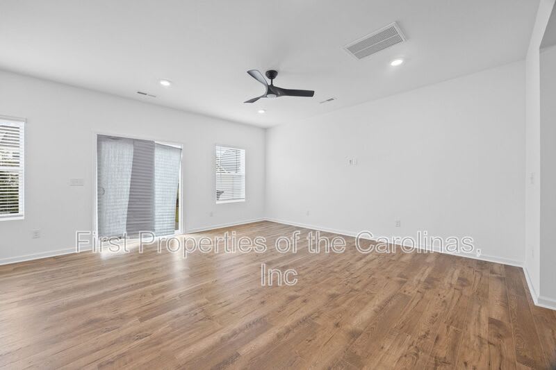 328 Drawbar Drive – photo 5