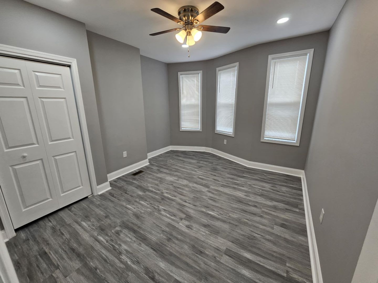 3 Bedroom 2.5 bathroom located in Pigtown – photo 4