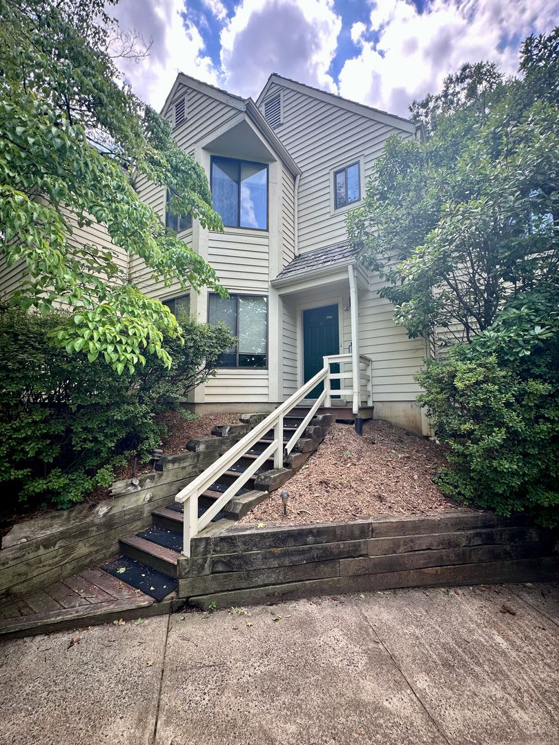1209 Chatham Ridge – photo 1