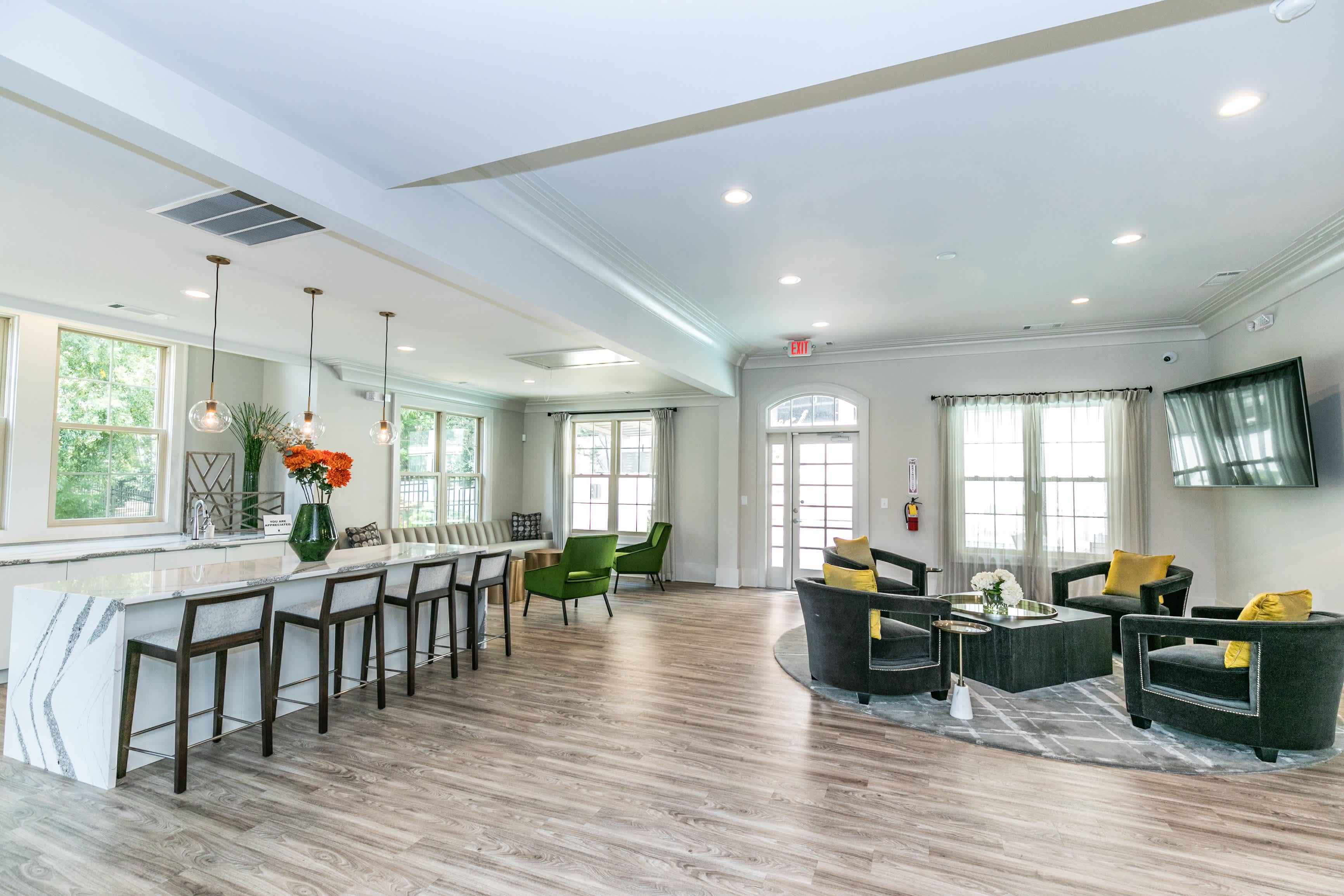 1401 West Paces – photo 3