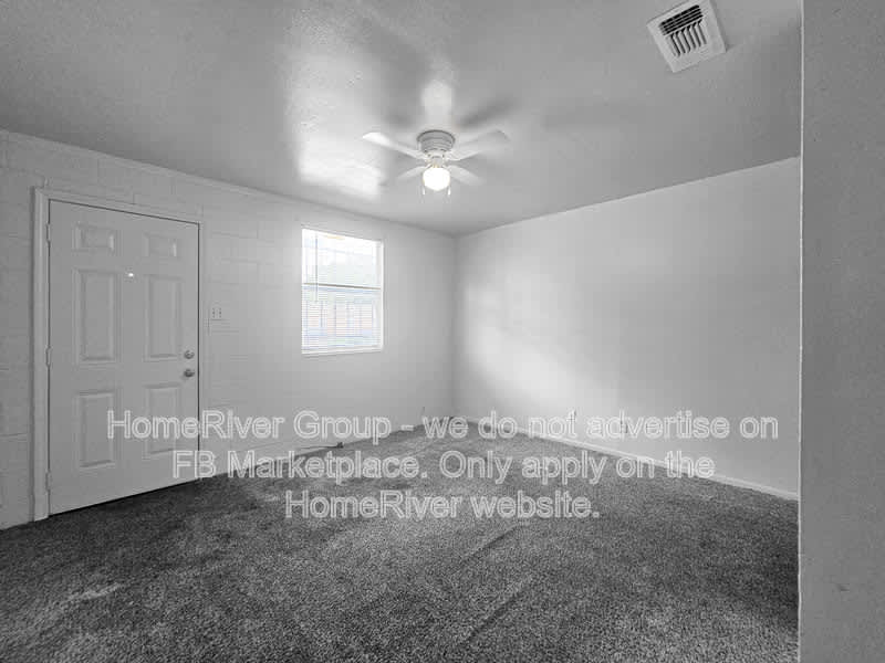 380 Sterling St – photo 1