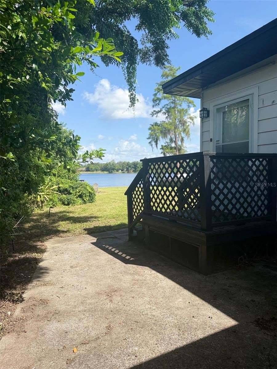 1932 CRESCENT Boulevard – photo 3