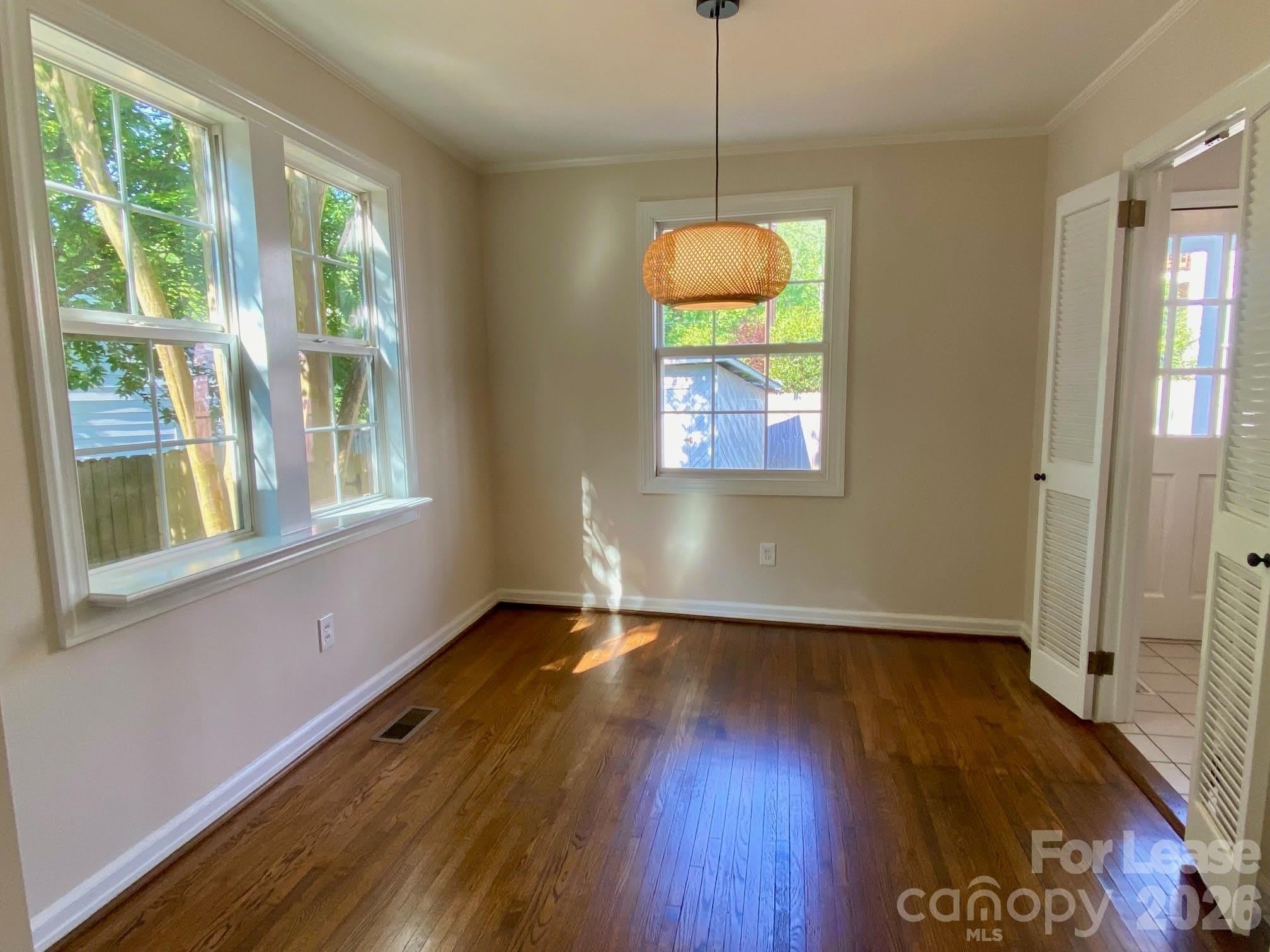 5300 Buckingham Drive – photo 5