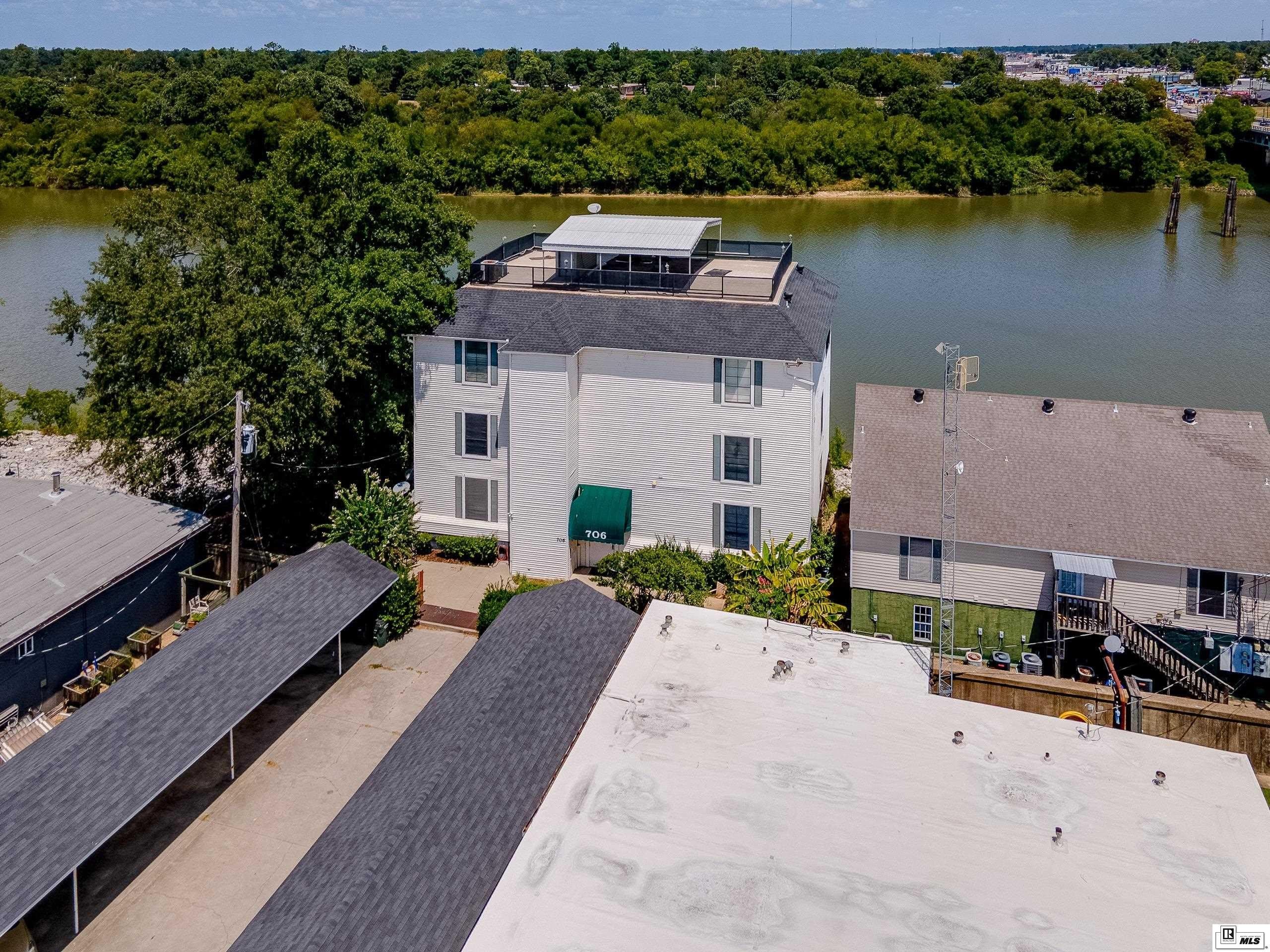 706 Trenton Street – photo 4