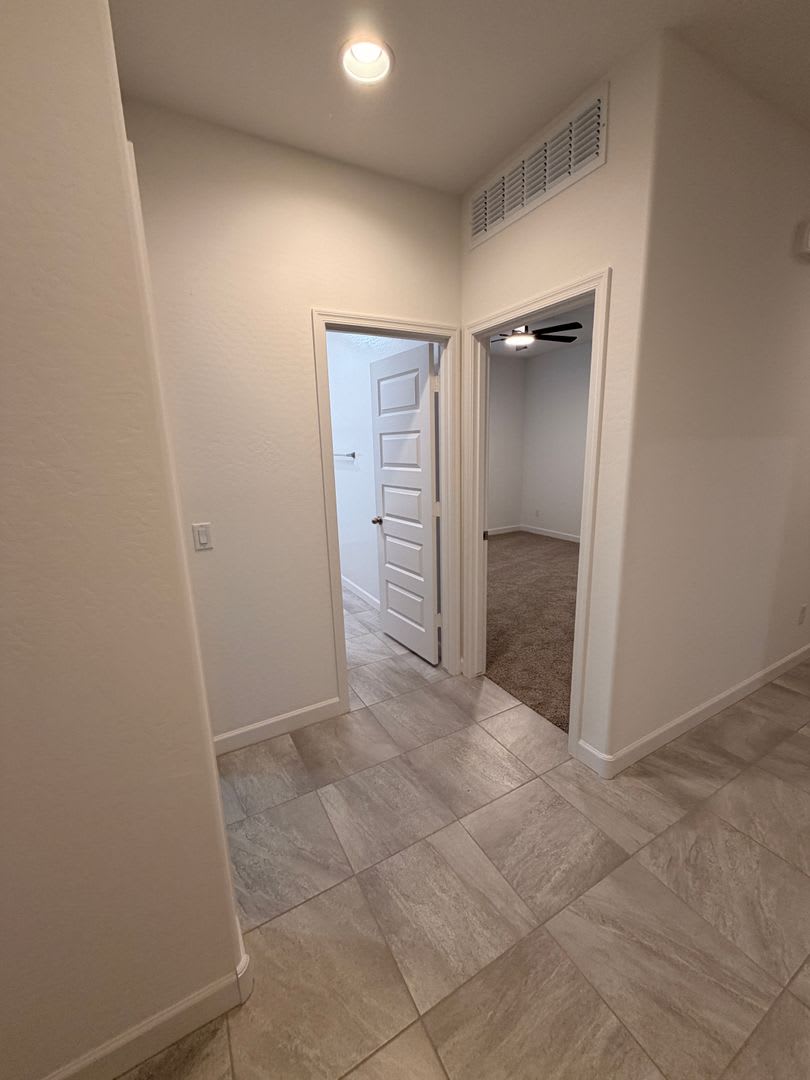 New Build 4 Bed 3 Bath Available For Rent – photo 4