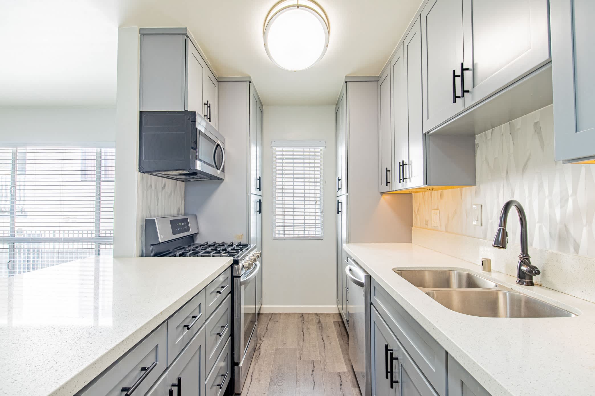 Euclid Street Apartments – photo 4