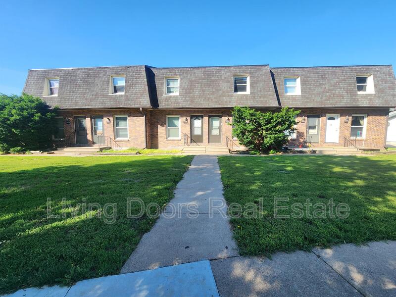 1627 Deweese Dr. – photo 3
