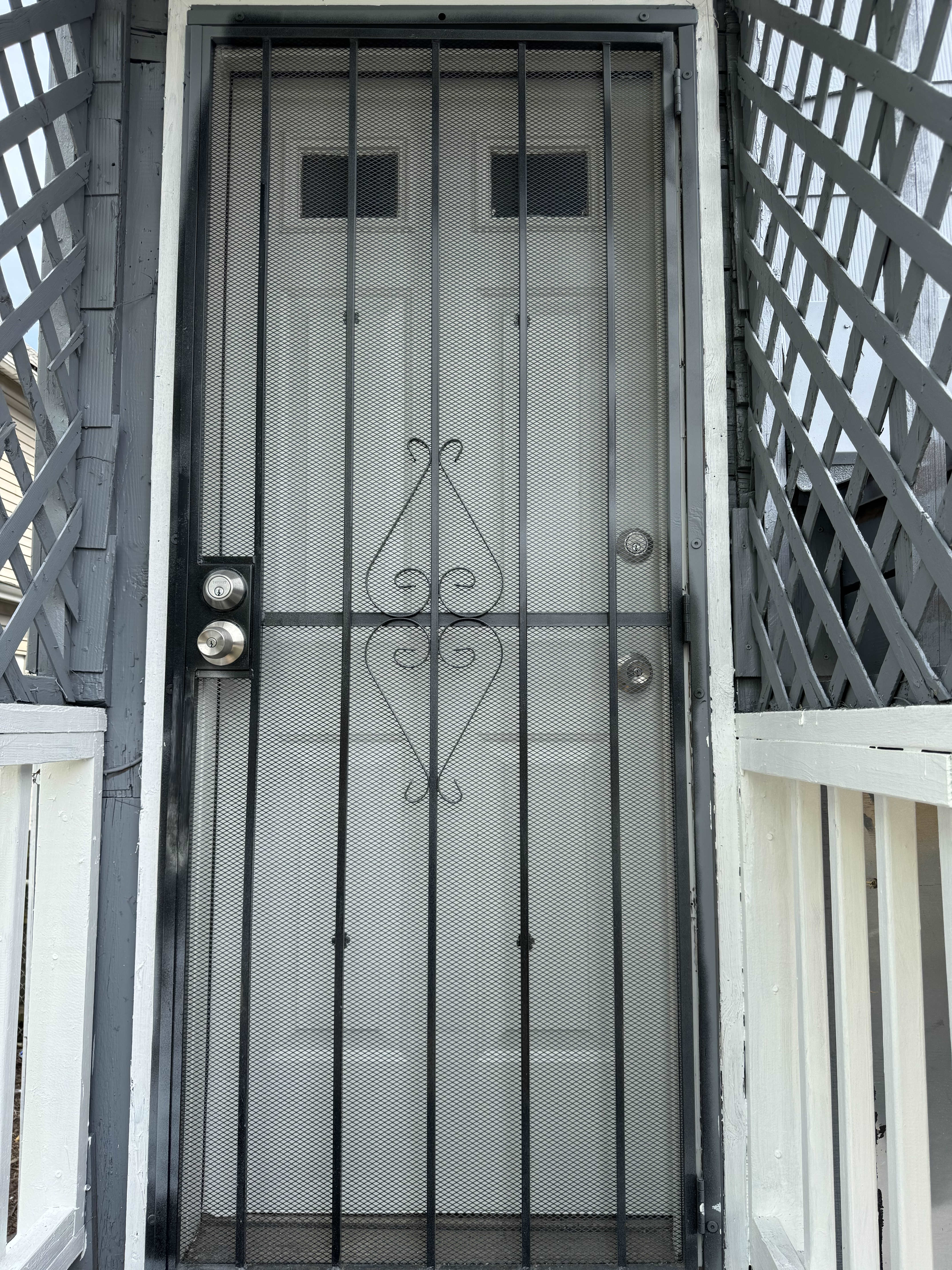 3860 E 72Nd St – photo 3