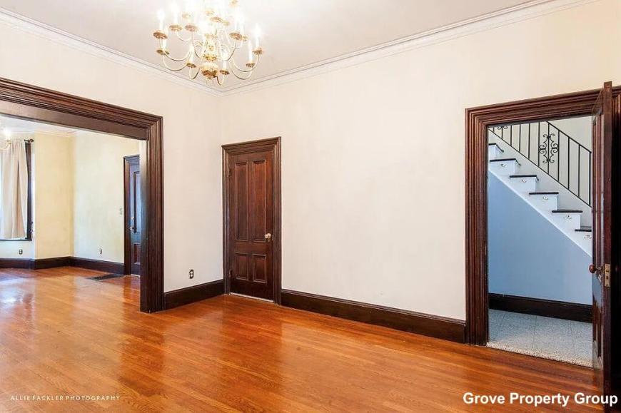 527 East 4th – photo 3