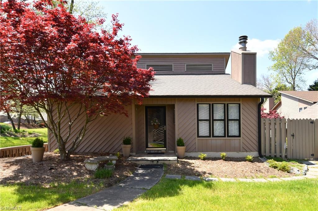 1896 Stonewood Drive Southwest – photo 1