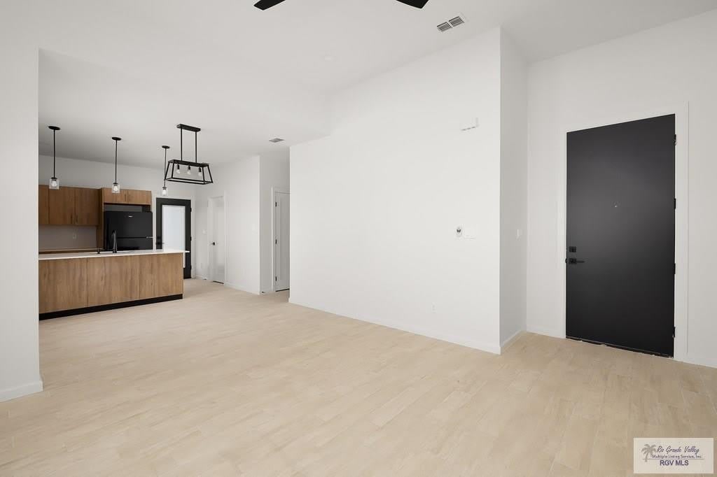 3545 HIDALGO CIR – photo 2