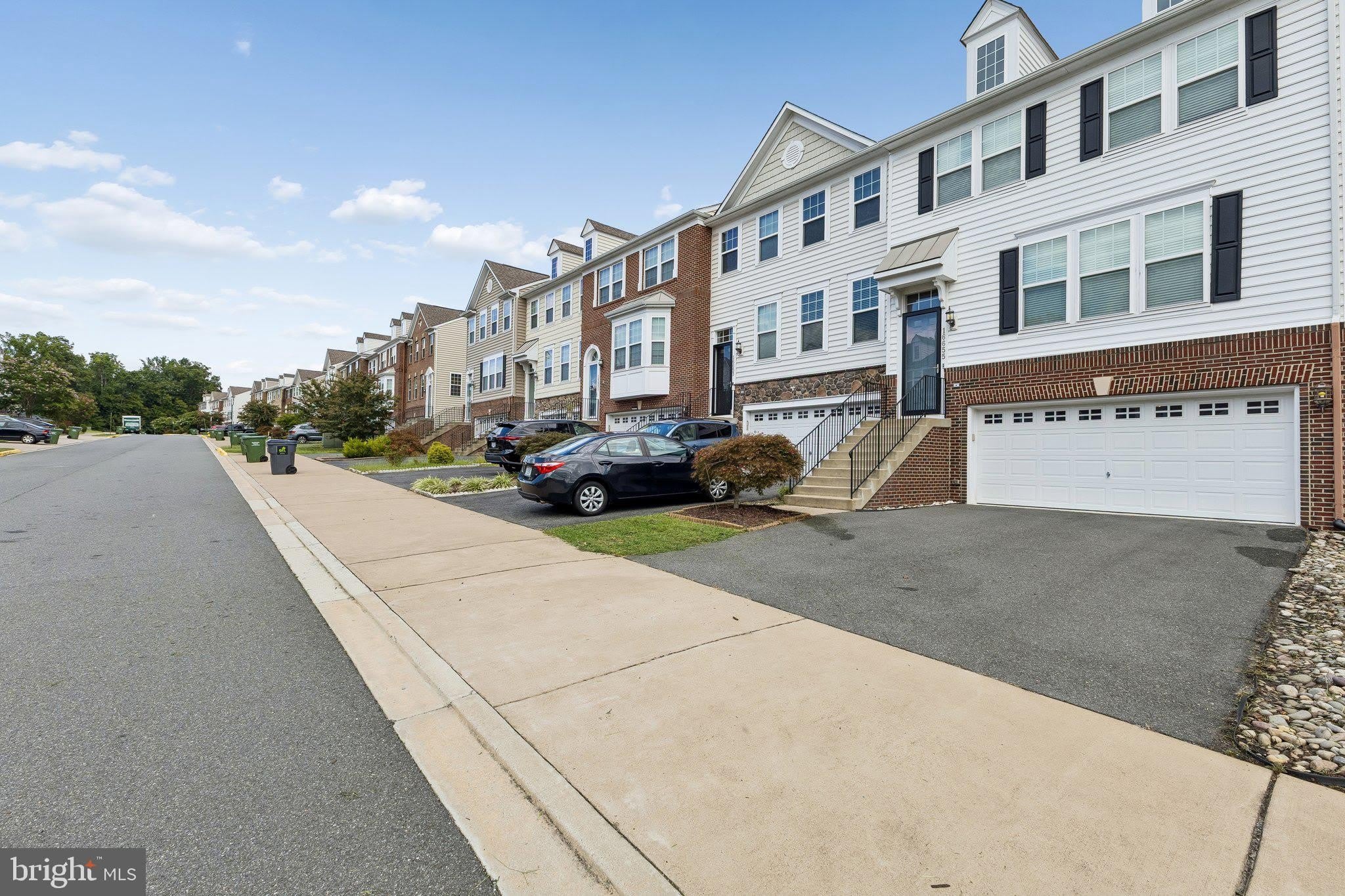 16655 DANRIDGE MANOR Drive – photo 2