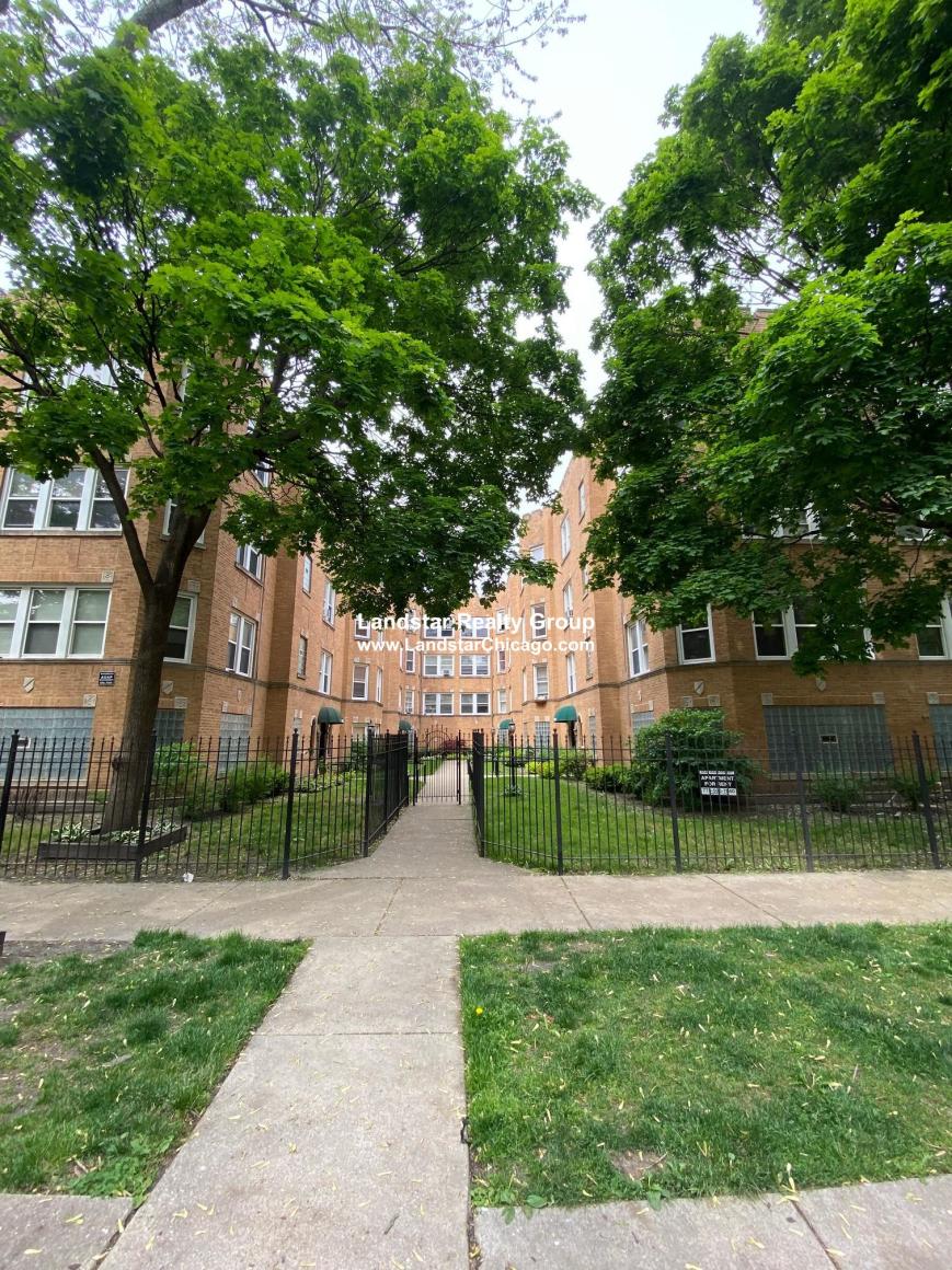 5030 North SPRINGFIELD – photo 1