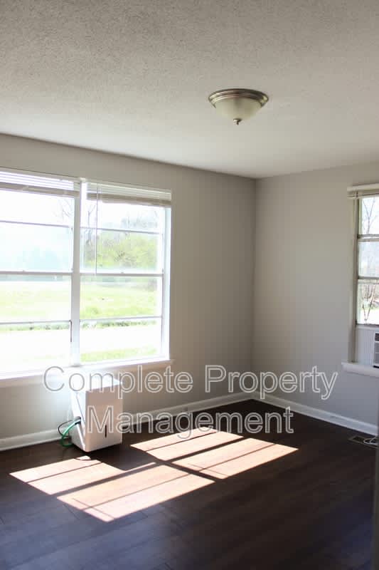 5320 Java Avenue – photo 2