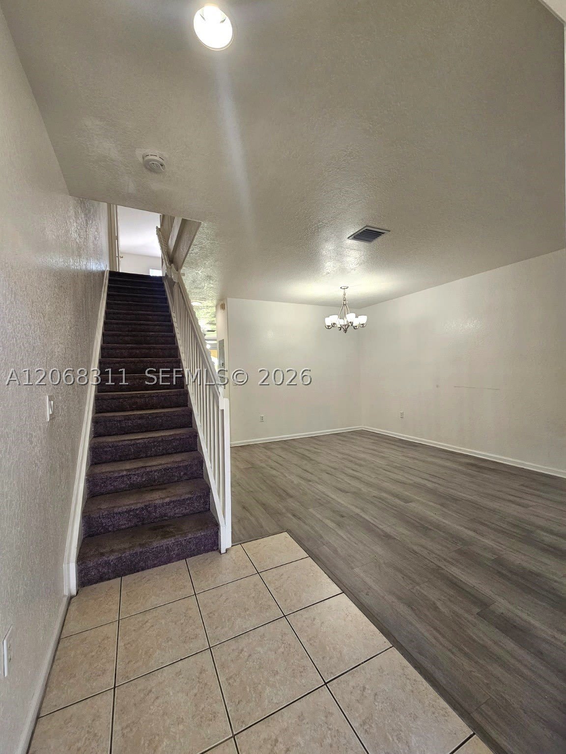 2514 SW 83rd Ter – photo 2