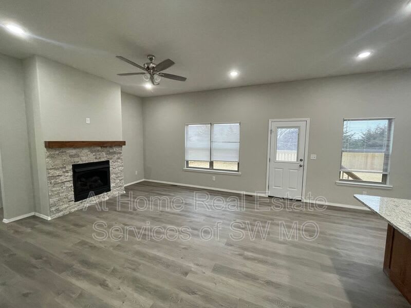 204 Hickory Hills – photo 2