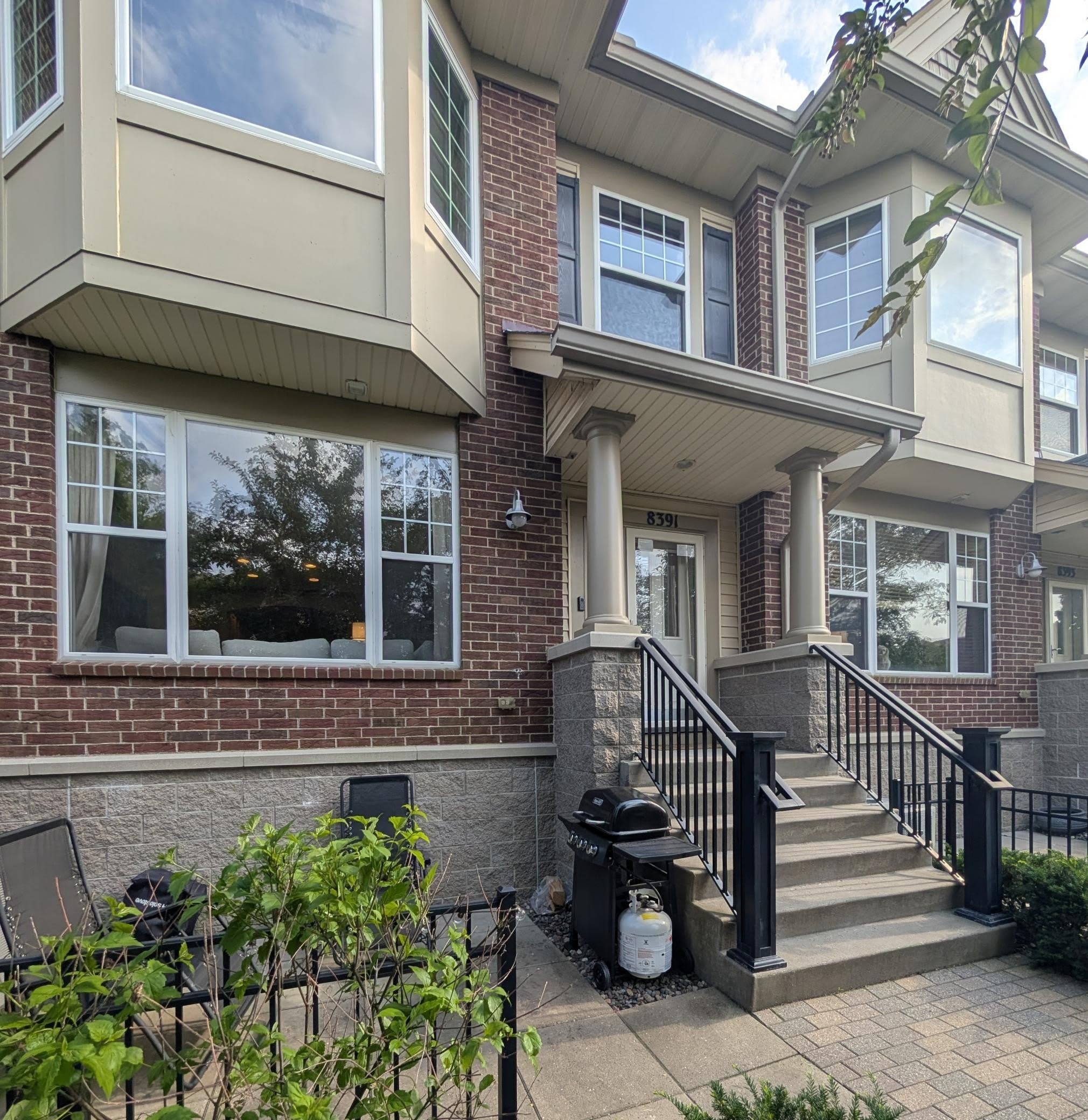 8391 Townsend Drive – photo 2