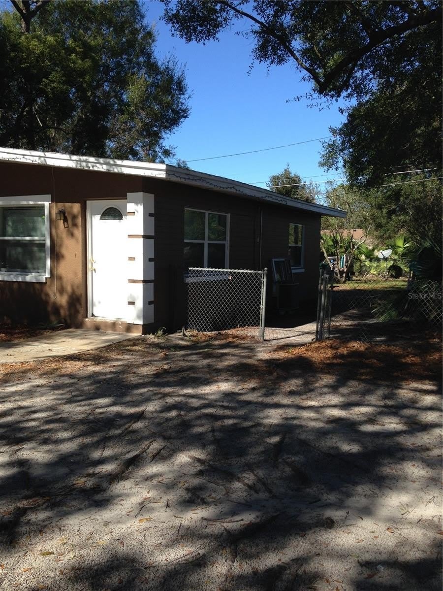 2605 PEMBROOK Drive – photo 2