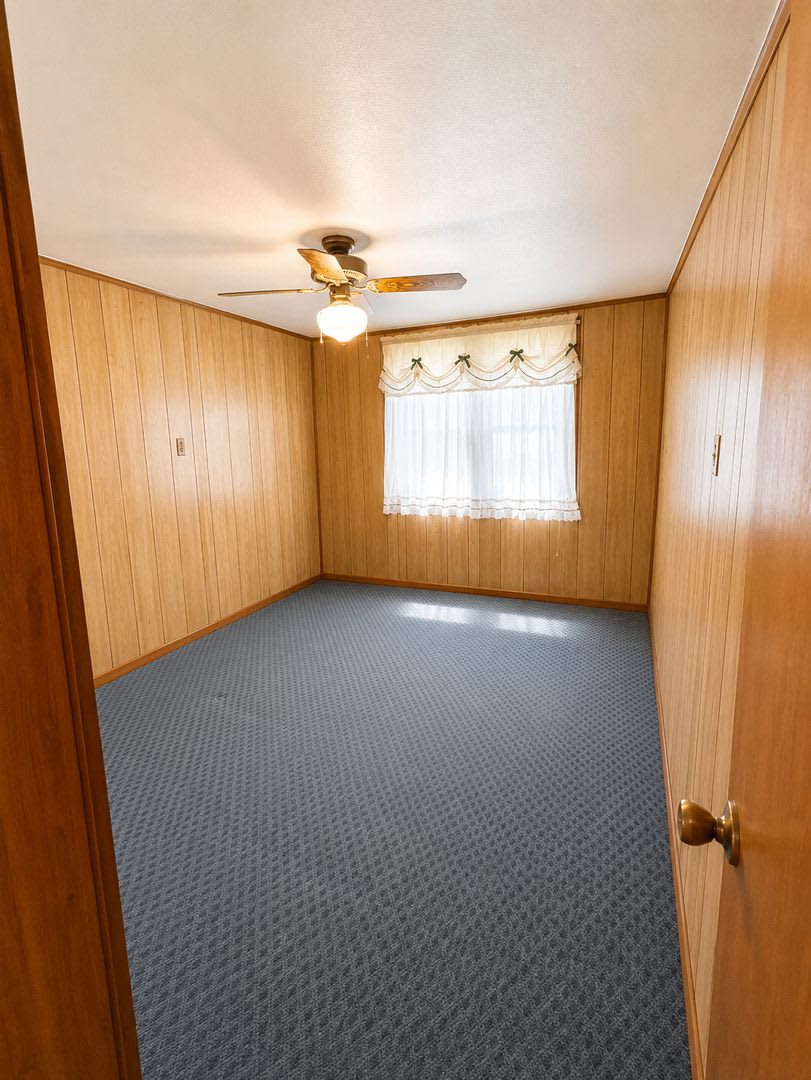 Charming 3 Bedroom Home In The Heart Of Oilton – photo 5
