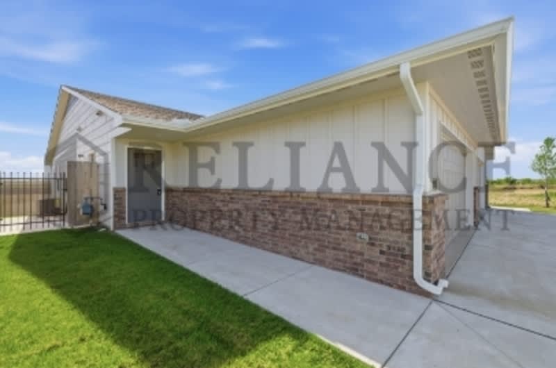 2420 South Wheatland Street – photo 2