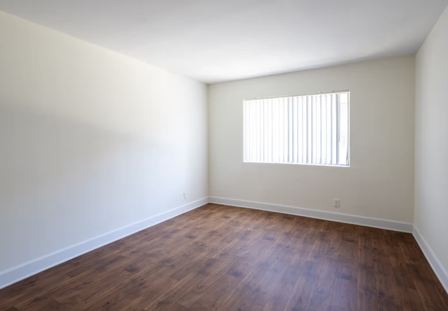 Saticoy Apartments – photo 5