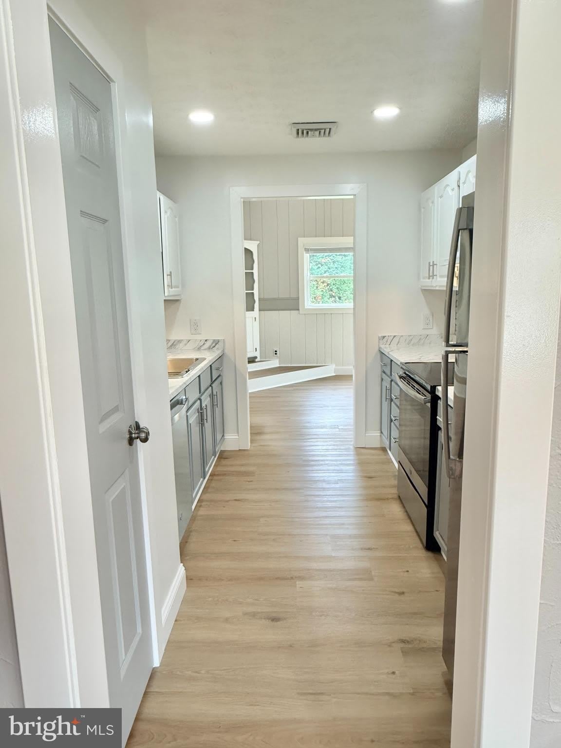 30 URSINUS Avenue – photo 4