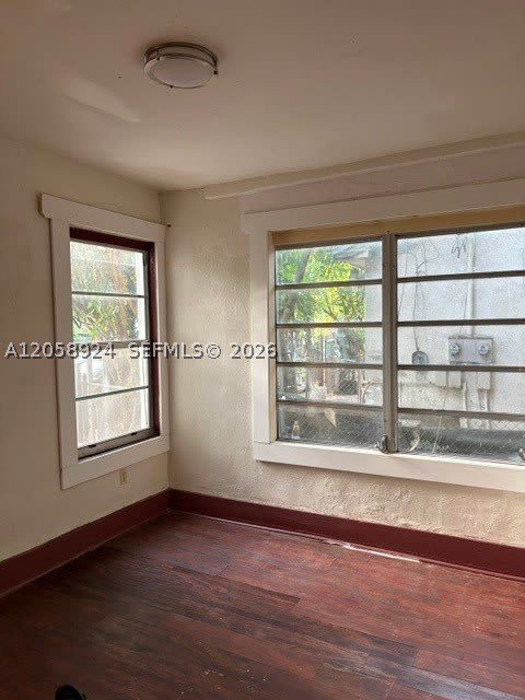 125 NW 7th Ave – photo 5