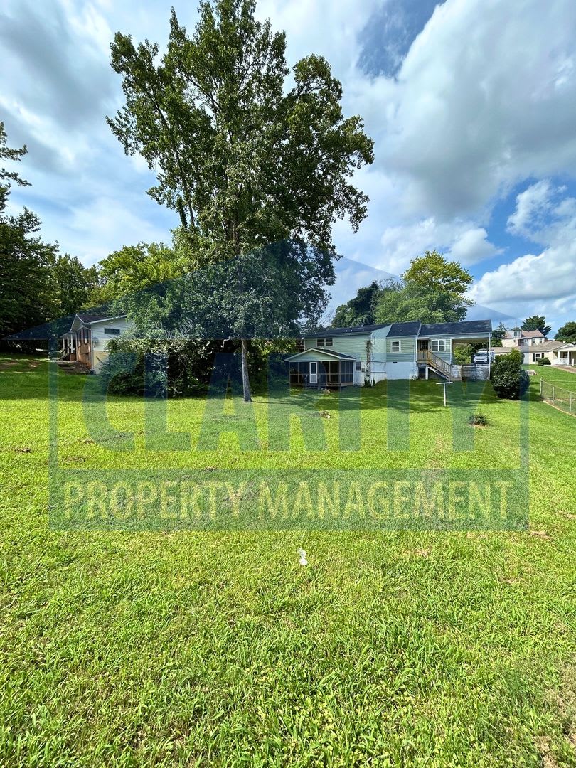 ***1/2 OFF 1ST MONTH'S RENT!!!*** – photo 5