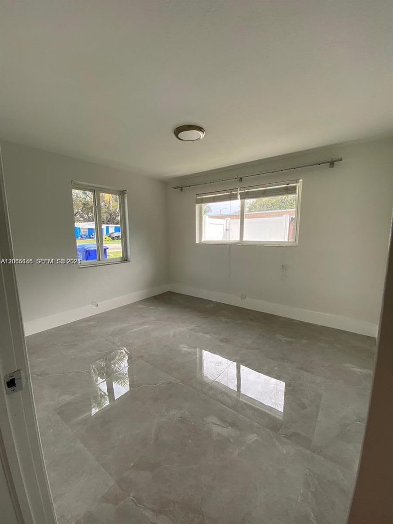 112 Ronald Road, West Park, FL 33023 – photo 5