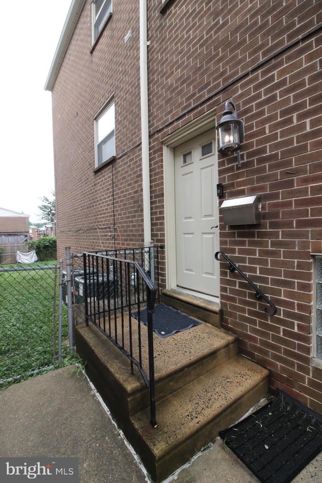 7915 FAIRFIELD Street – photo 3