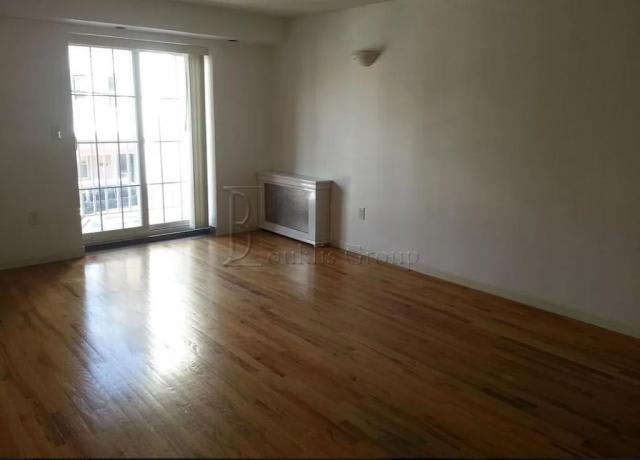 35-17 32nd Street – photo 5