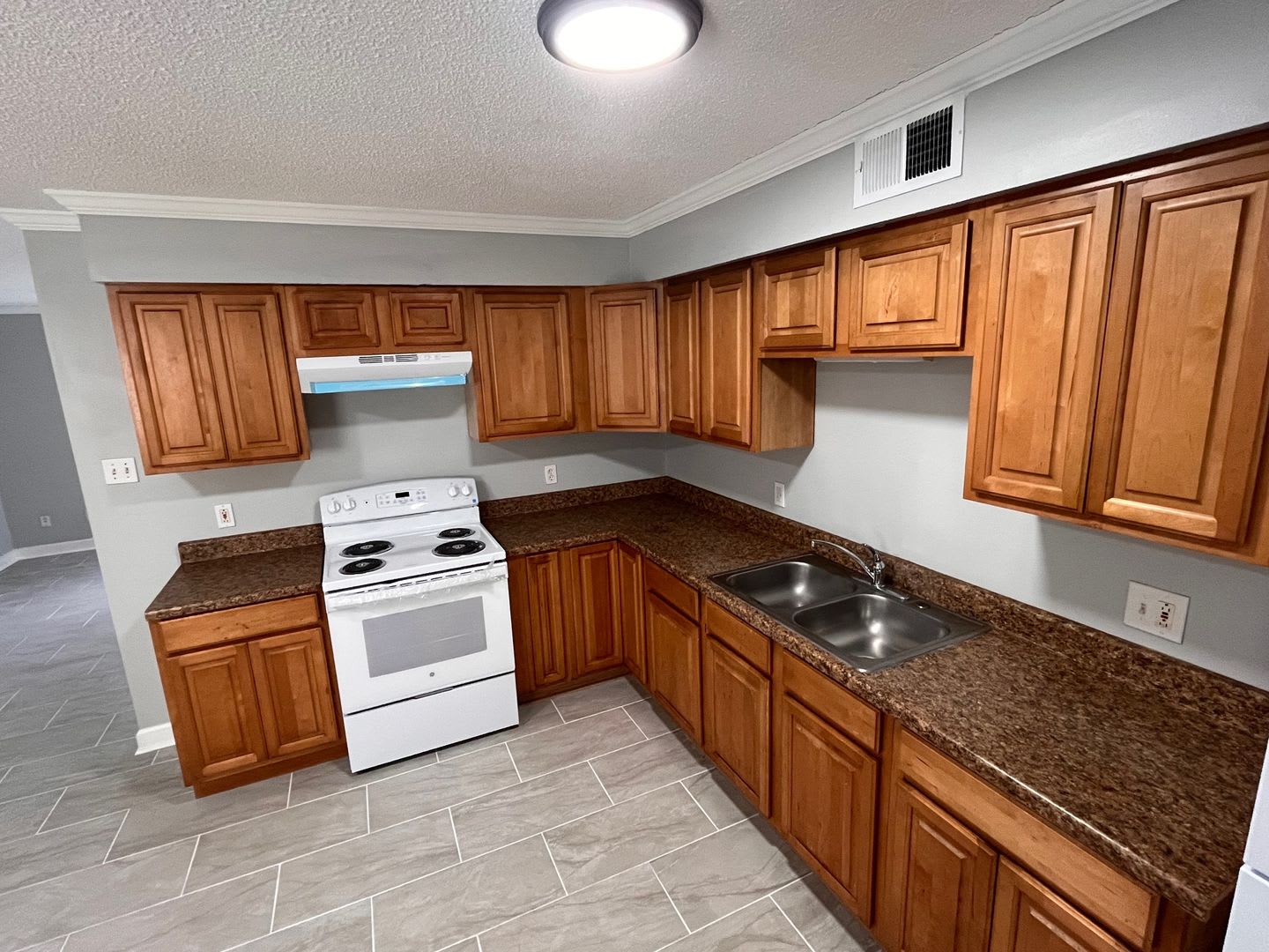 Waveland 3 Bedroom – photo 5