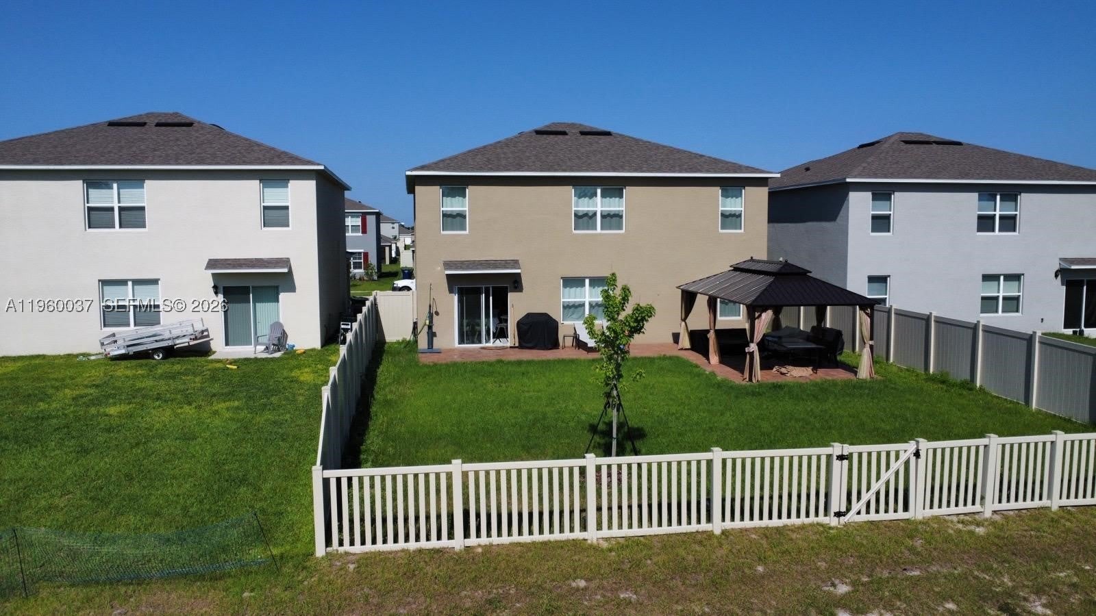 740 Grove Street – photo 3