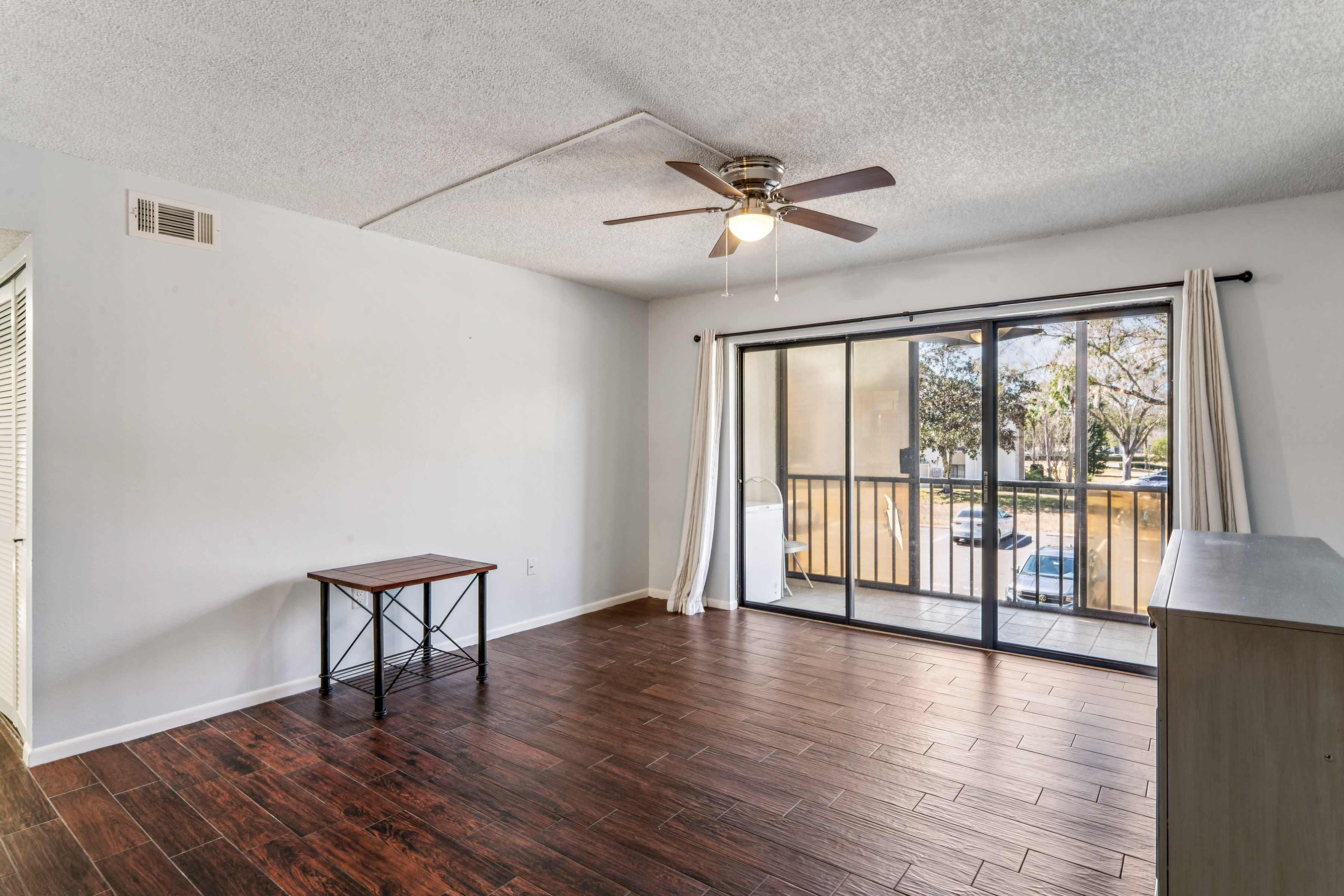 3232 Lake Pine Way E Apt H2 – photo 3