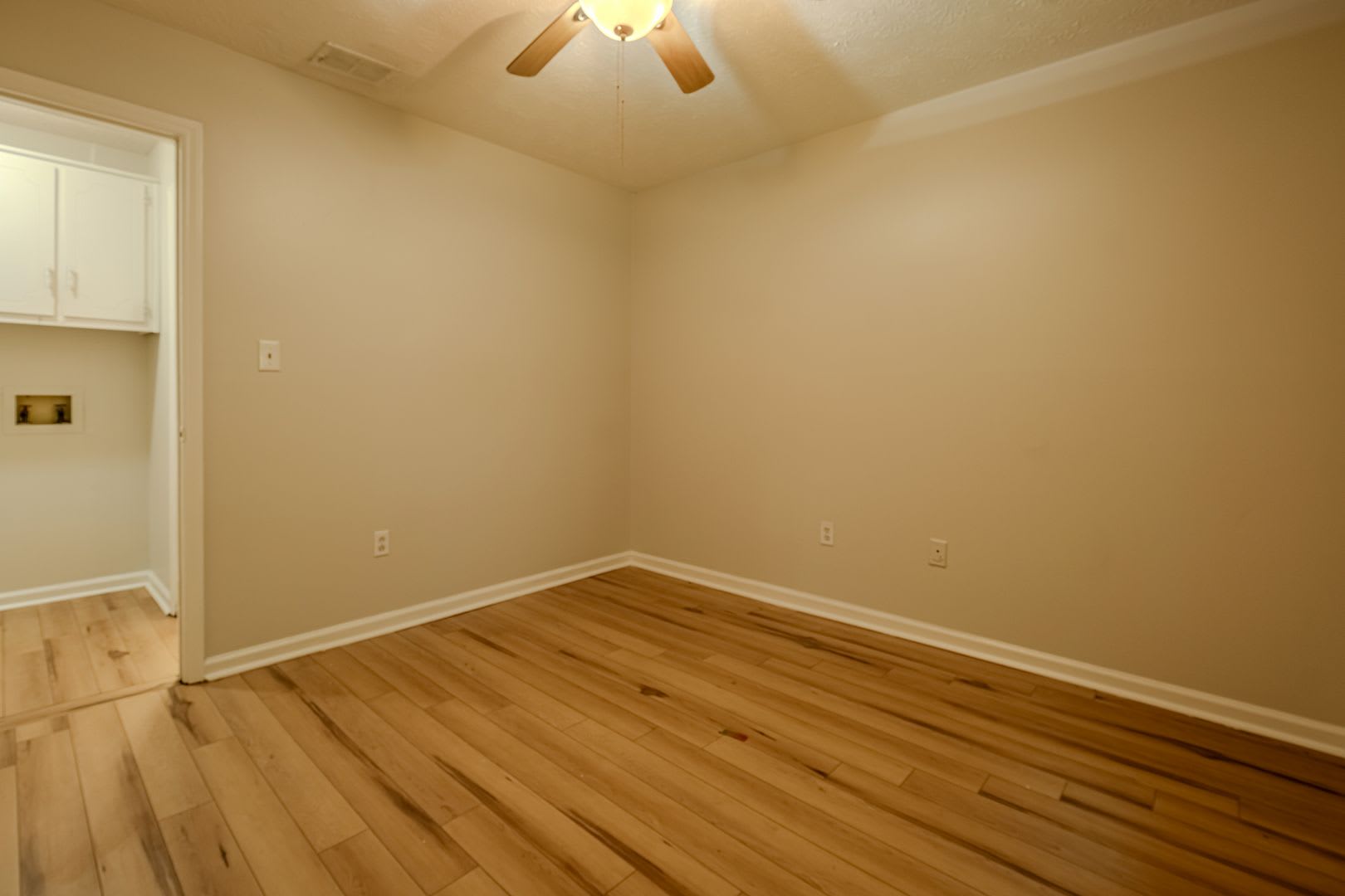 Move In Ready 3Br 2Ba Home In Convenient East Athens – photo 4