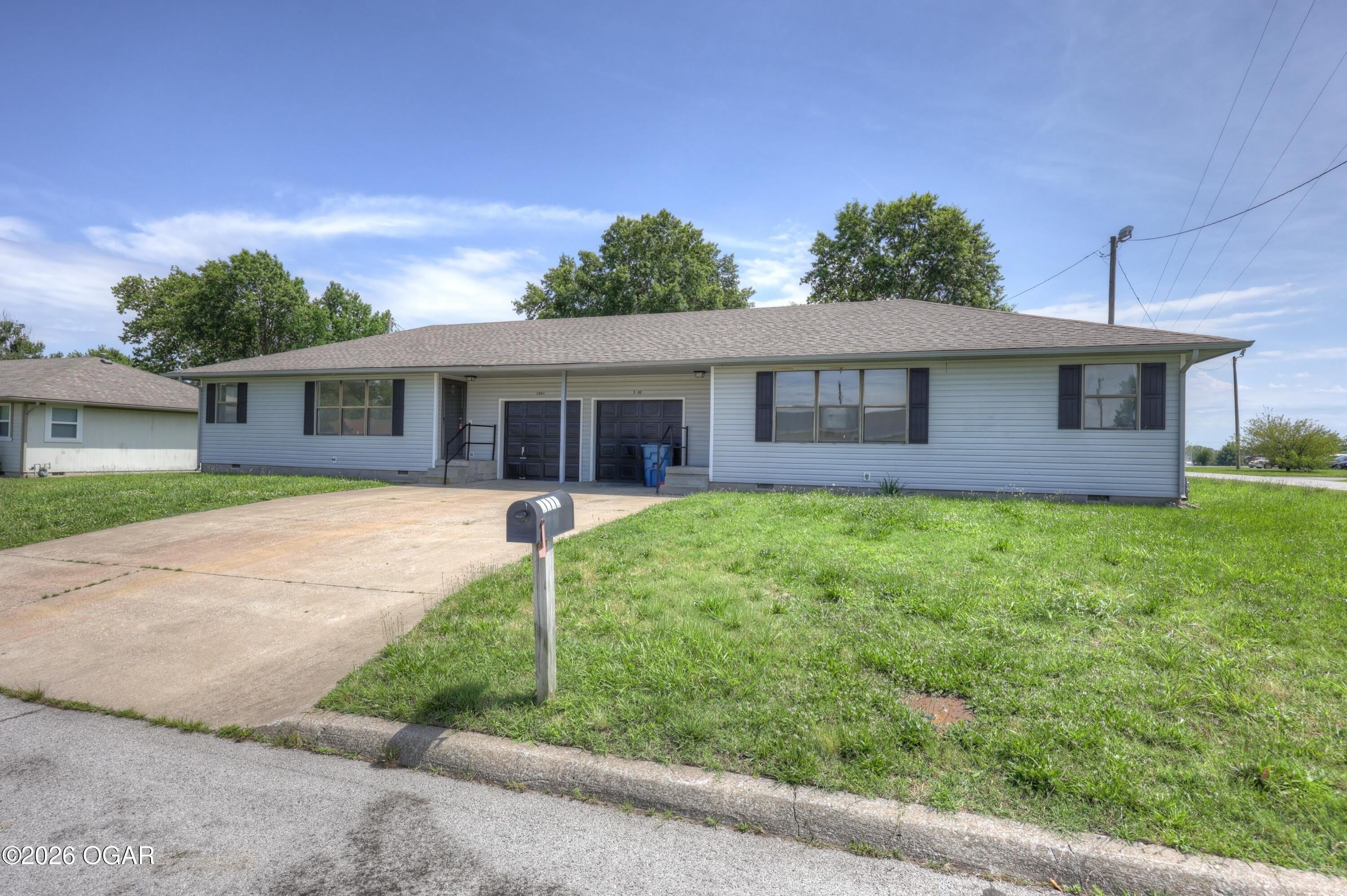 3040 W 15Th Street – photo 2