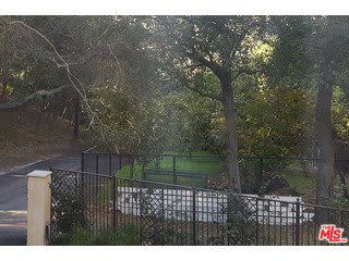1020 Moraga Drive – photo 2