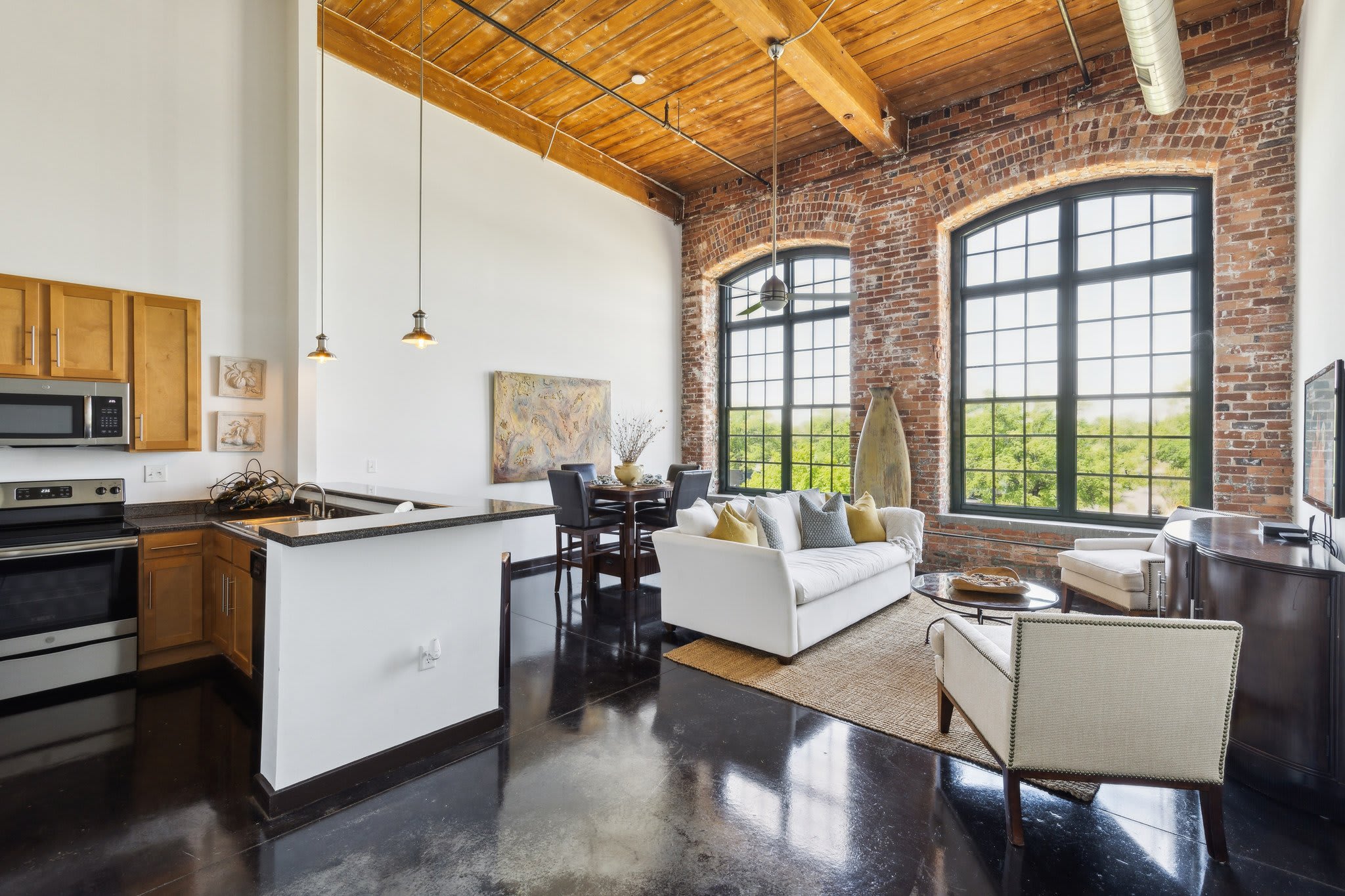 The Lofts Of Greenville – photo 2