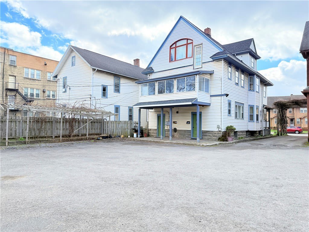 948 Monroe Avenue – photo 4
